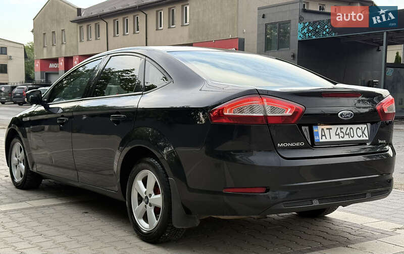 Седан Ford Mondeo 2011 в Ивано-Франковске