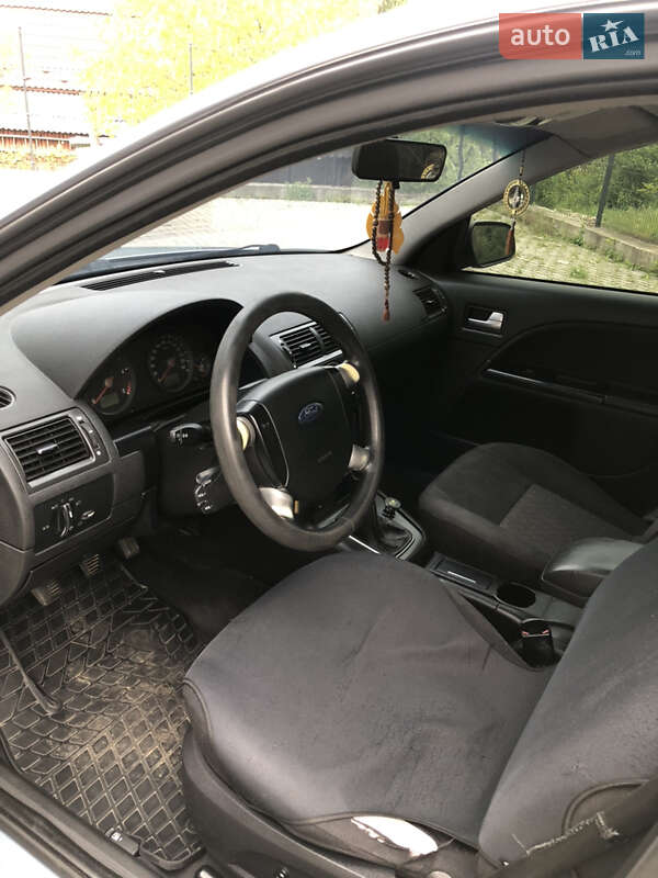 Універсал Ford Mondeo 2004 в Коломиї