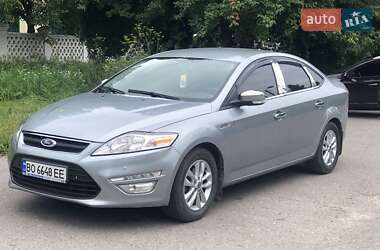 Седан Ford Mondeo 2012 в Дубні