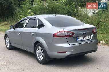 Седан Ford Mondeo 2012 в 