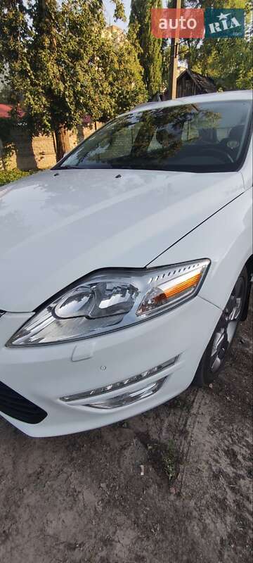 Универсал Ford Mondeo 2012 в Чернигове