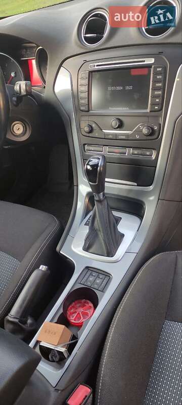Универсал Ford Mondeo 2012 в Чернигове