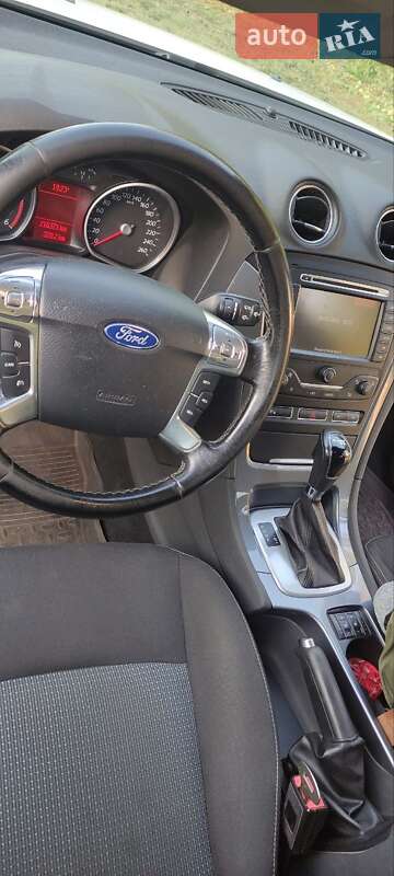 Универсал Ford Mondeo 2012 в Чернигове