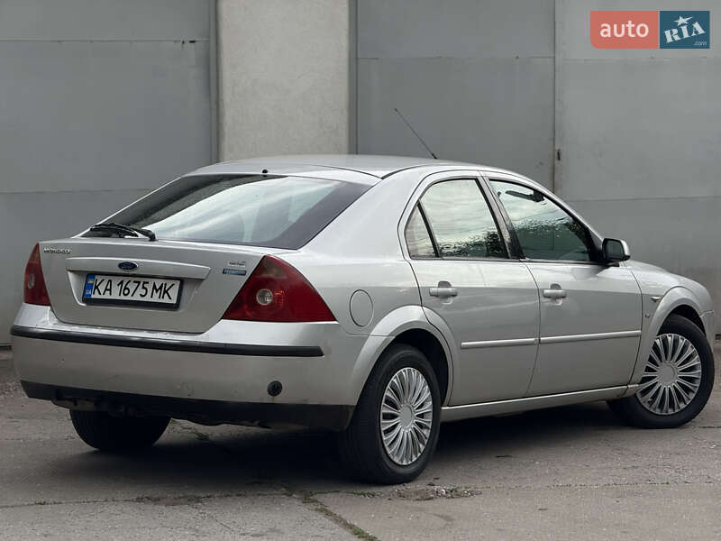 Седан Ford Mondeo 2002 в Чернигове