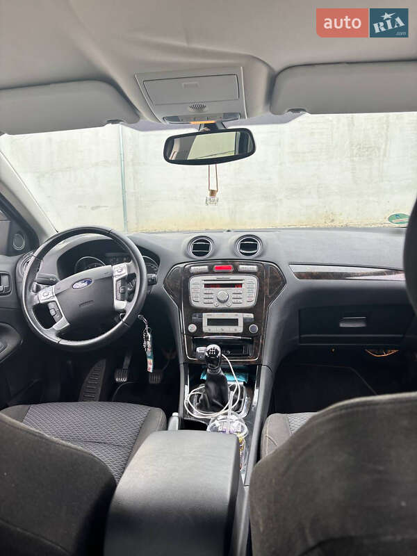 Лифтбек Ford Mondeo 2008 в Хмельницком