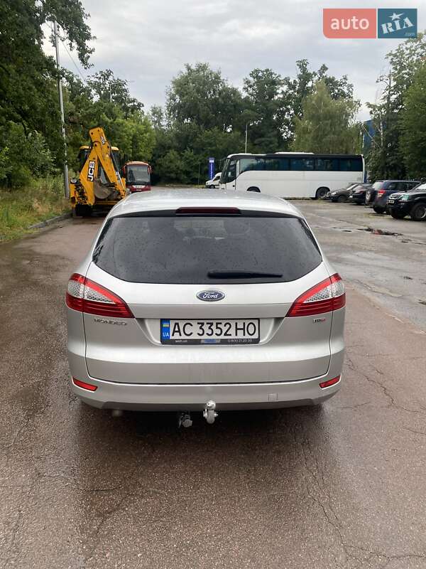 Универсал Ford Mondeo 2010 в Луцке