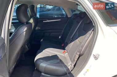 Седан Ford Mondeo 2017 в 
