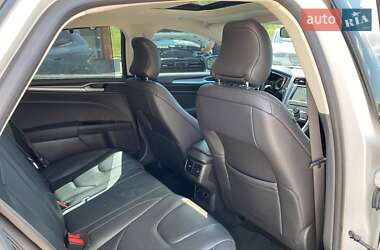 Седан Ford Mondeo 2017 в 