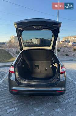 Лифтбек Ford Mondeo 2018 в 