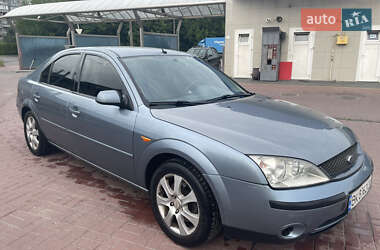 Лифтбек Ford Mondeo 2001 в 