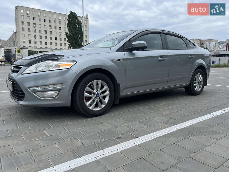 Седан Ford Mondeo 2012 в Черкассах