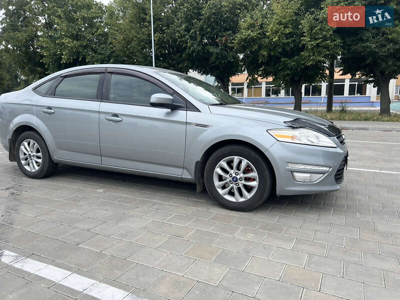 Седан Ford Mondeo 2012 в Черкассах