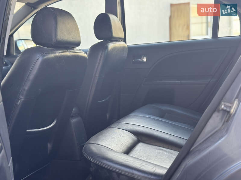 Ліфтбек Ford Mondeo 2003 в Трускавці фото 8 Ліфтбек Ford Mondeo 2003 в Трускавці