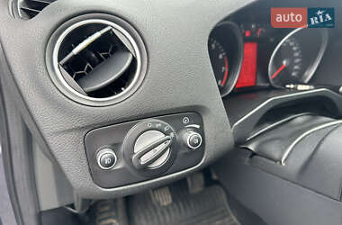 Лифтбек Ford Mondeo 2012 в 
