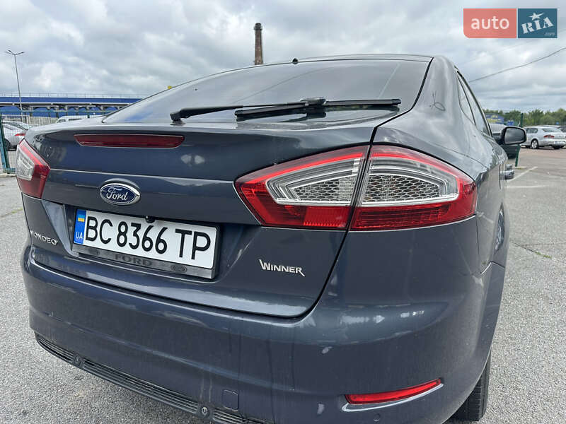 Лифтбек Ford Mondeo 2012 в Львове