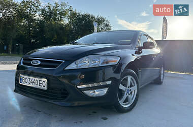 Седан Ford Mondeo 2013 в 