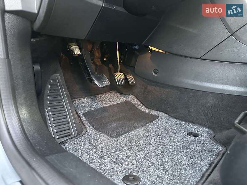 Універсал Ford Mondeo 2014 в Стрию