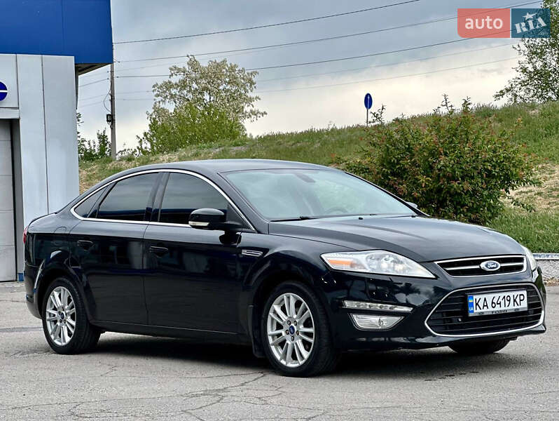 Седан Ford Mondeo 2012 в Днепре