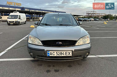 Седан Ford Mondeo 2001 в Киеве