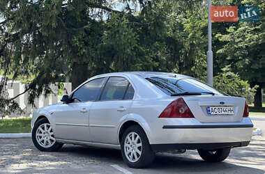 Лифтбек Ford Mondeo 2000 в Луцке