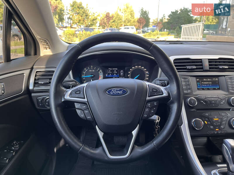 Лифтбек Ford Mondeo 2017 в Киеве