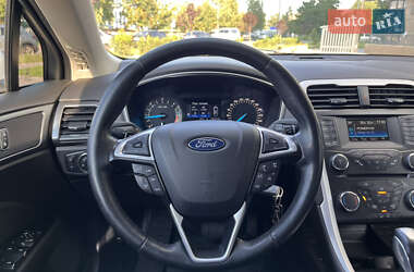 Лифтбек Ford Mondeo 2017 в 
