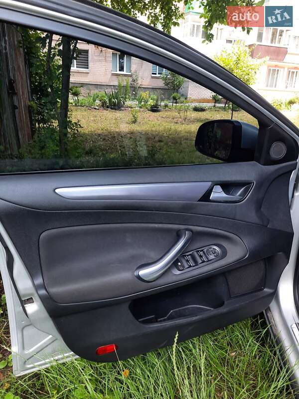 Универсал Ford Mondeo 2012 в Буче фото 8 Универсал Ford Mondeo 2012 в Буче