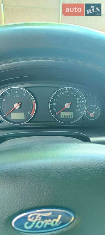 Ліфтбек Ford Mondeo 2003 в Вінниці