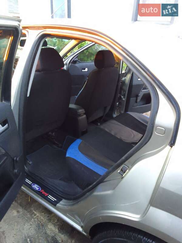 Седан Ford Mondeo 2002 в Чернигове фото 15 Седан Ford Mondeo 2002 в Чернигове