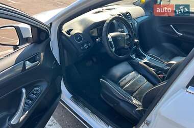 Универсал Ford Mondeo 2013 в 
