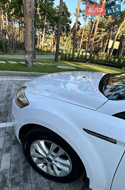 Седан Ford Mondeo 2012 в 