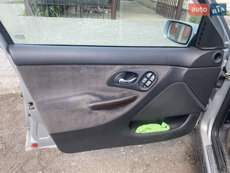 Лифтбек Ford Mondeo 2000 в Вышгороде