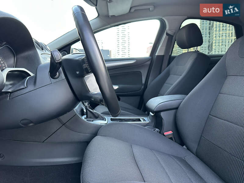 Лифтбек Ford Mondeo 2013 в Киеве