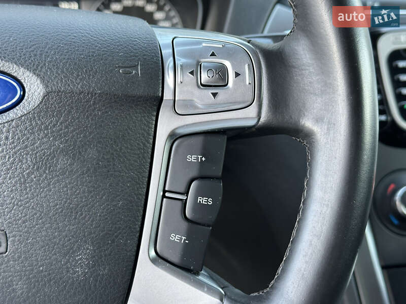 Лифтбек Ford Mondeo 2013 в Киеве