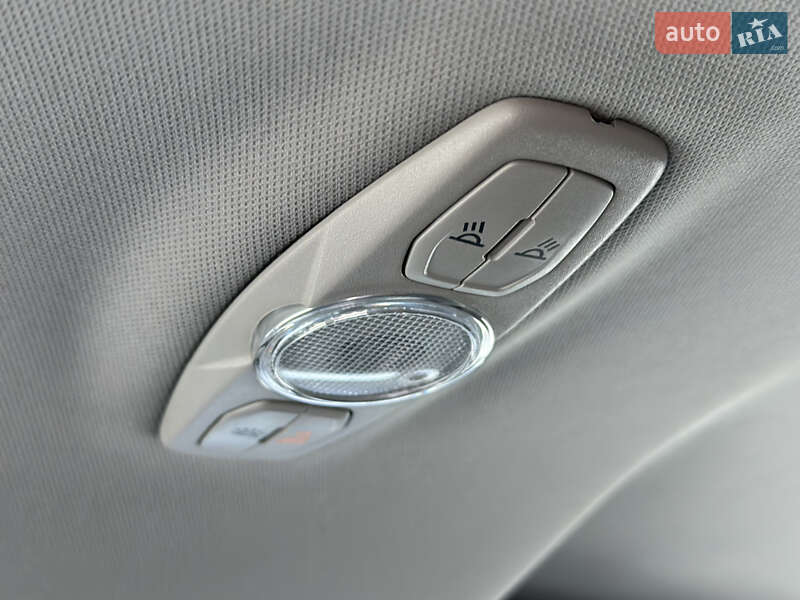 Лифтбек Ford Mondeo 2013 в Киеве