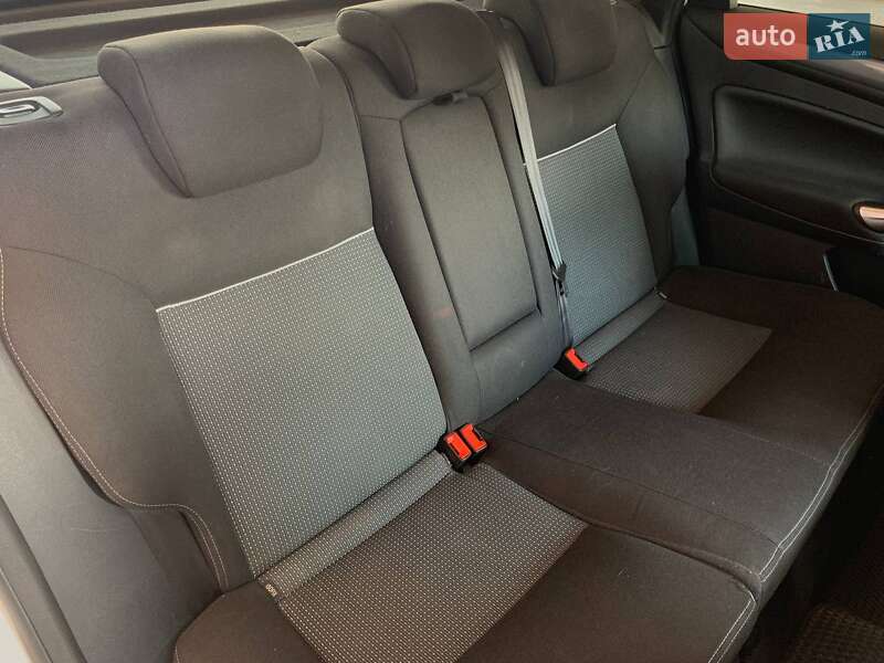 Седан Ford Mondeo 2013 в Николаеве
