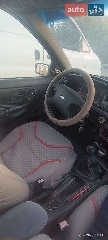 Седан Ford Mondeo 1993 в Одесі