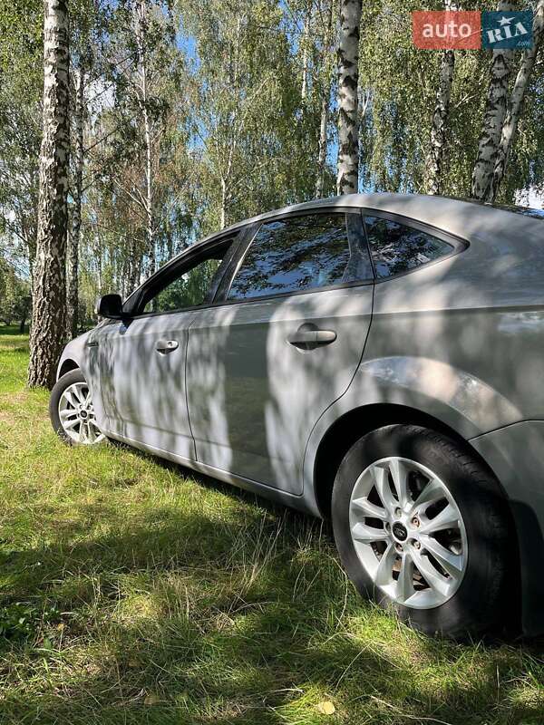 Седан Ford Mondeo 2010 в Киеве