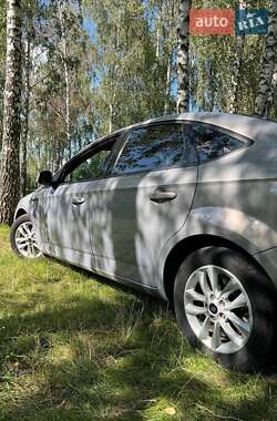 Седан Ford Mondeo 2010 в 