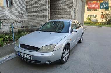 Седан Ford Mondeo 2001 в Стрию