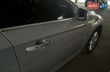 Седан Ford Mondeo 2011 в 