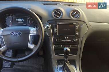 Седан Ford Mondeo 2011 в Стрые