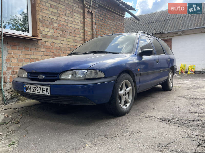Универсал Ford Mondeo 1993 в 