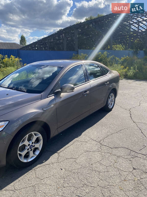 Седан Ford Mondeo 2011 в Борисполе