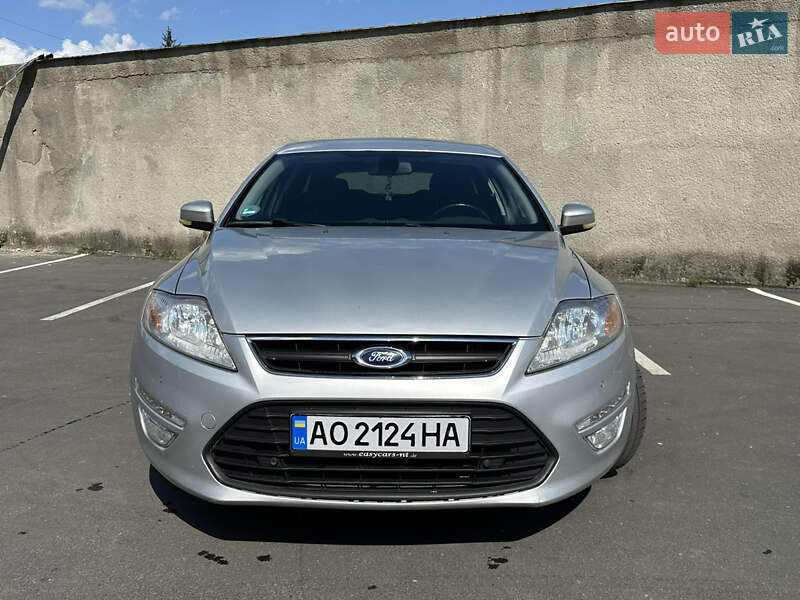 Универсал Ford Mondeo 2013 в Ужгороде