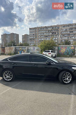 Седан Ford Mondeo 2016 в 