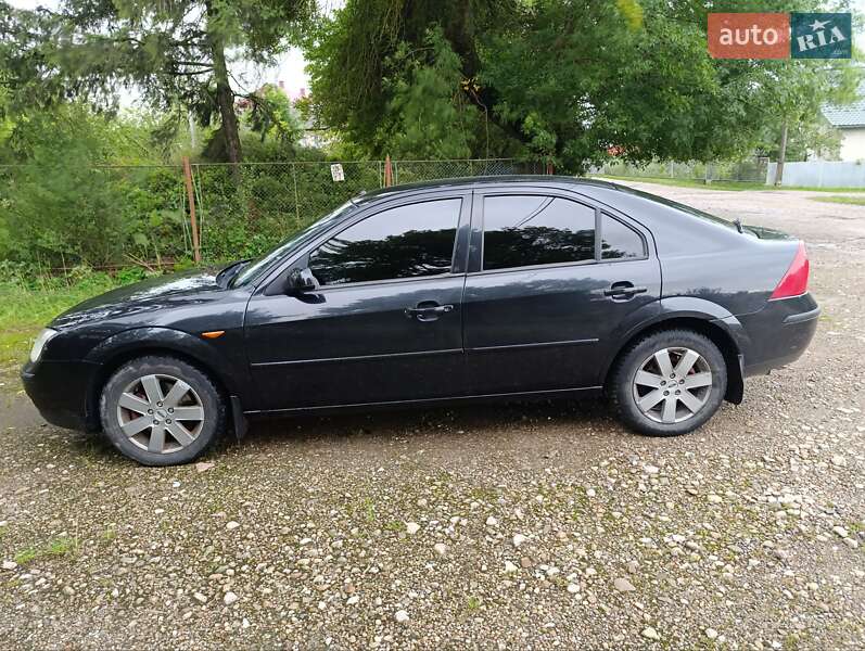 Седан Ford Mondeo 2001 в Городенке