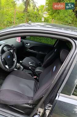 Седан Ford Mondeo 2001 в  фото 13 Седан Ford Mondeo 2001 в