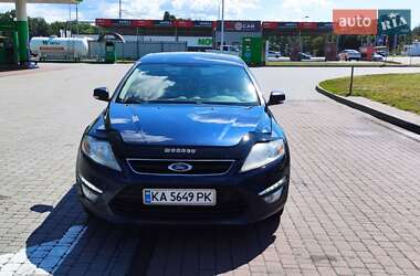Лифтбек Ford Mondeo 2013 в 