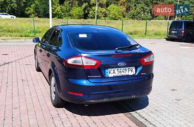Лифтбек Ford Mondeo 2013 в 